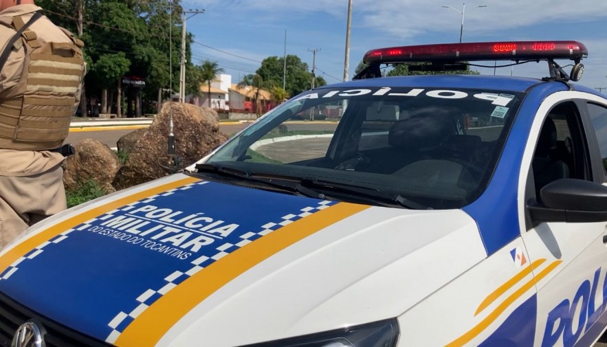 Homem morre ao ser esfaqueado no peito por vizinho durante discussão, diz polícia