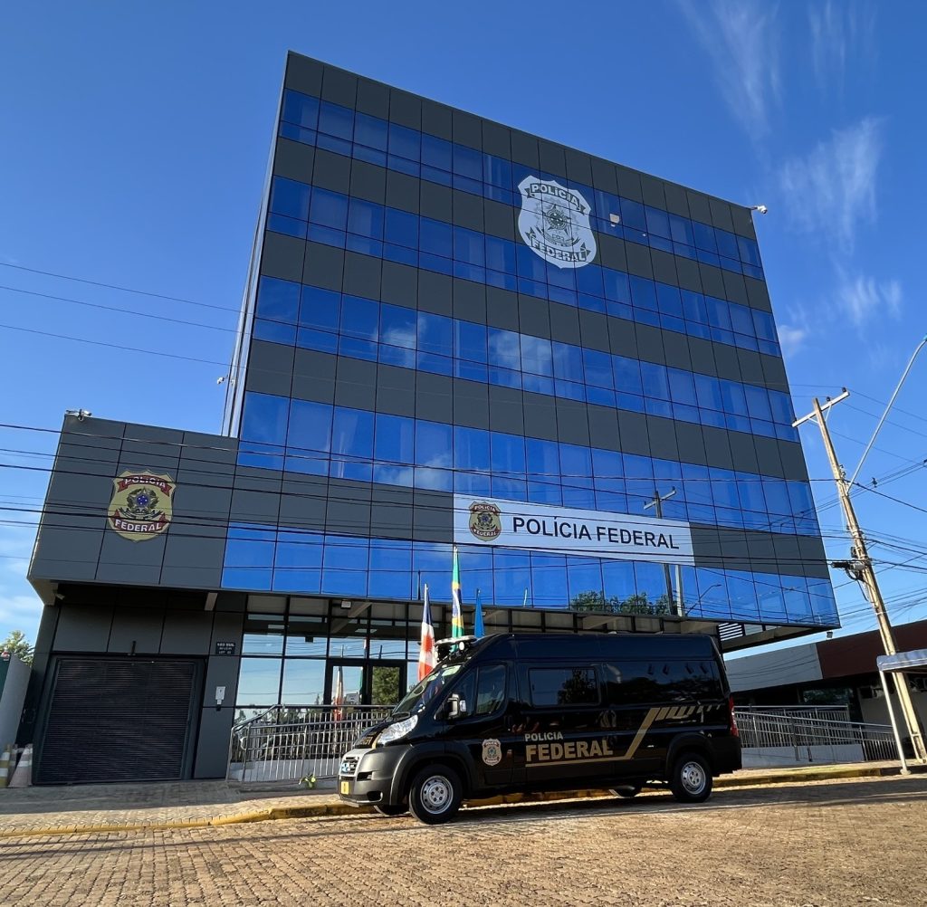 Homem investigado por armazenar e compartilhar conteúdo sexual infantil é preso em flagrante pela PF
