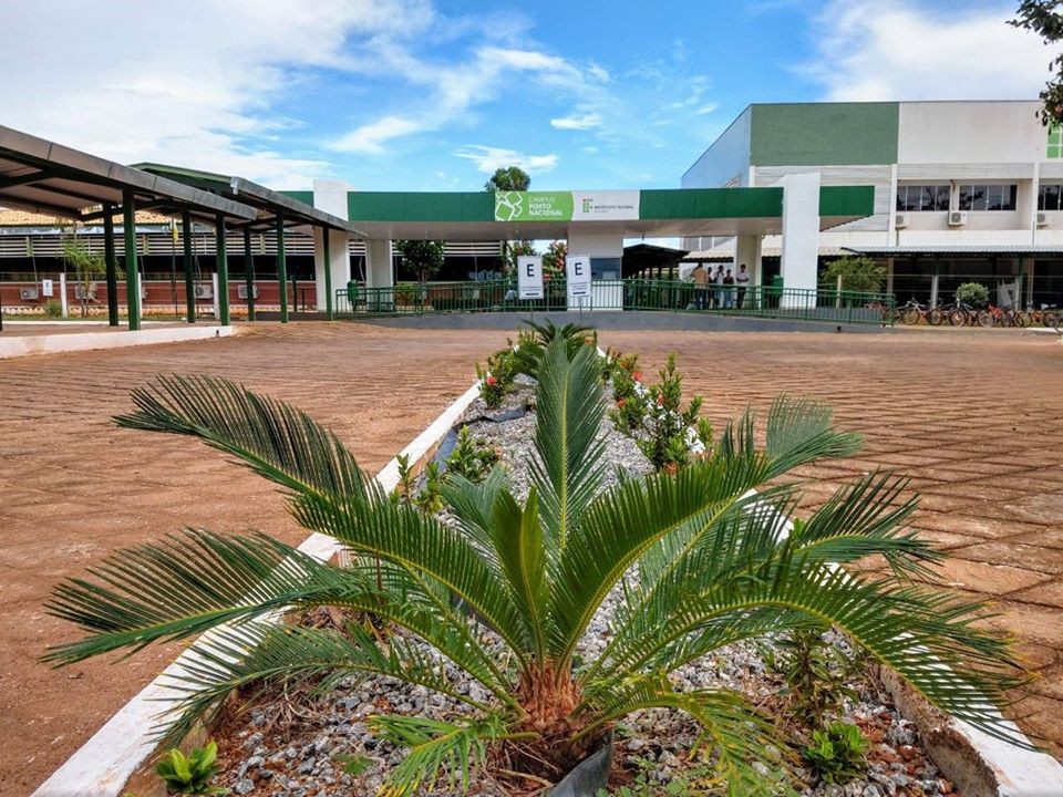 Processos seletivos do IFTO abrem vagas para professores substitutos em duas cidades com salários de até R$ 8,5 mil