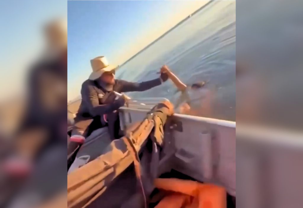 Homem é salvo de afogamento por pescadores no Lago de Palmas; veja vídeo